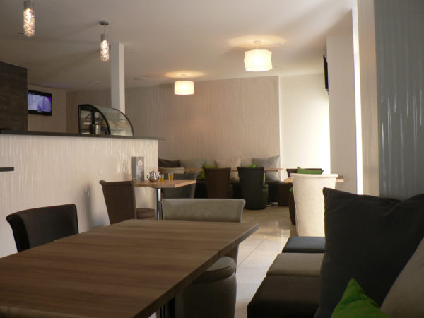 313 Café Fine Food and Lounge Bar